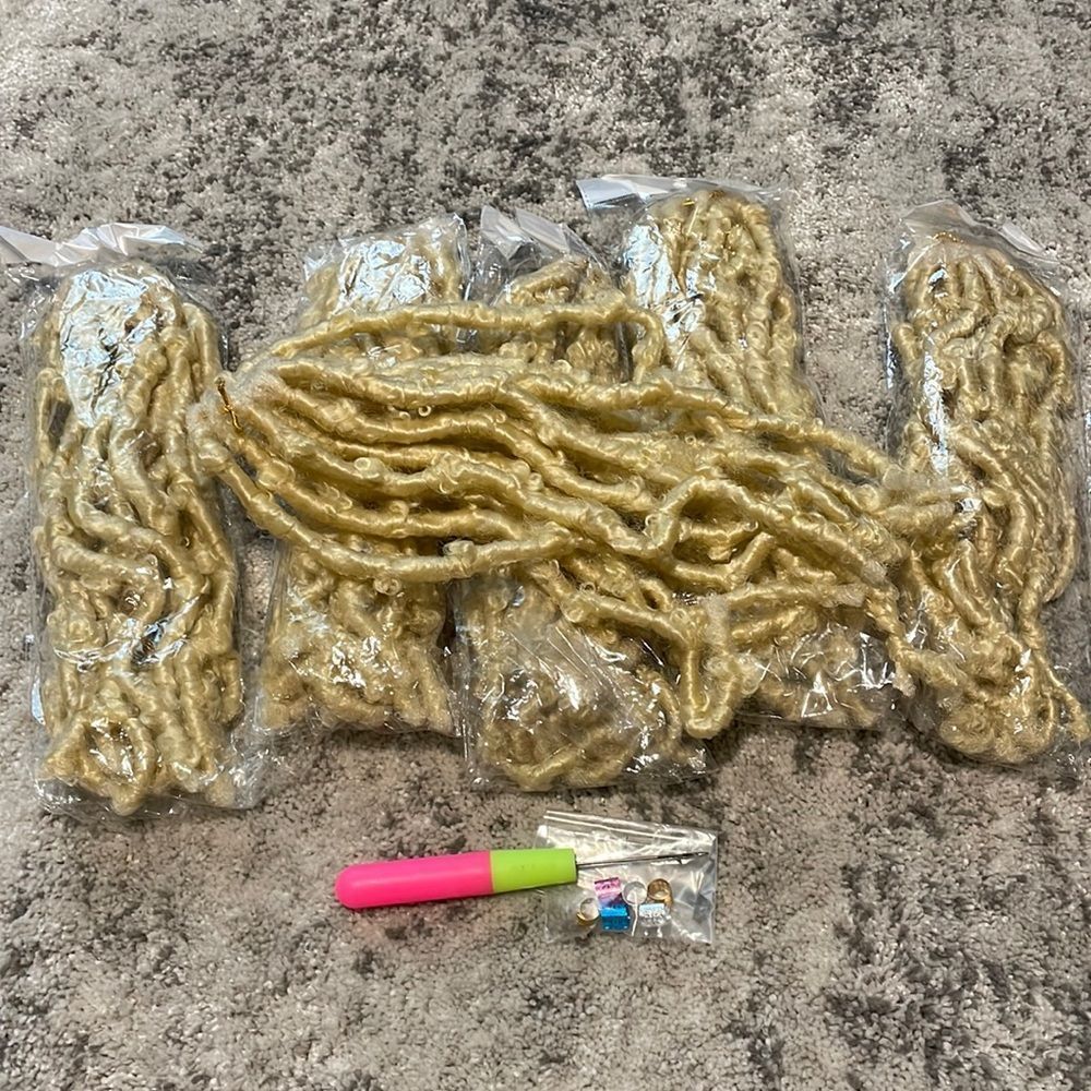 Blonde Loc Hair Extensions NWT